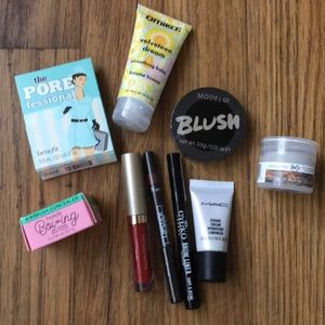 Awesome beauty bundle - a little bit of everything